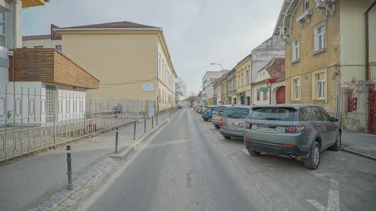 Oldtown Refuge Apartman Brassó Kültér fotó