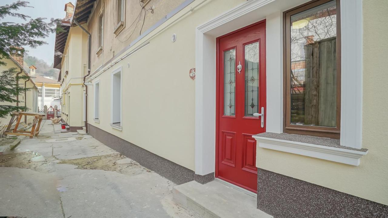 Oldtown Refuge Apartman Brassó Kültér fotó