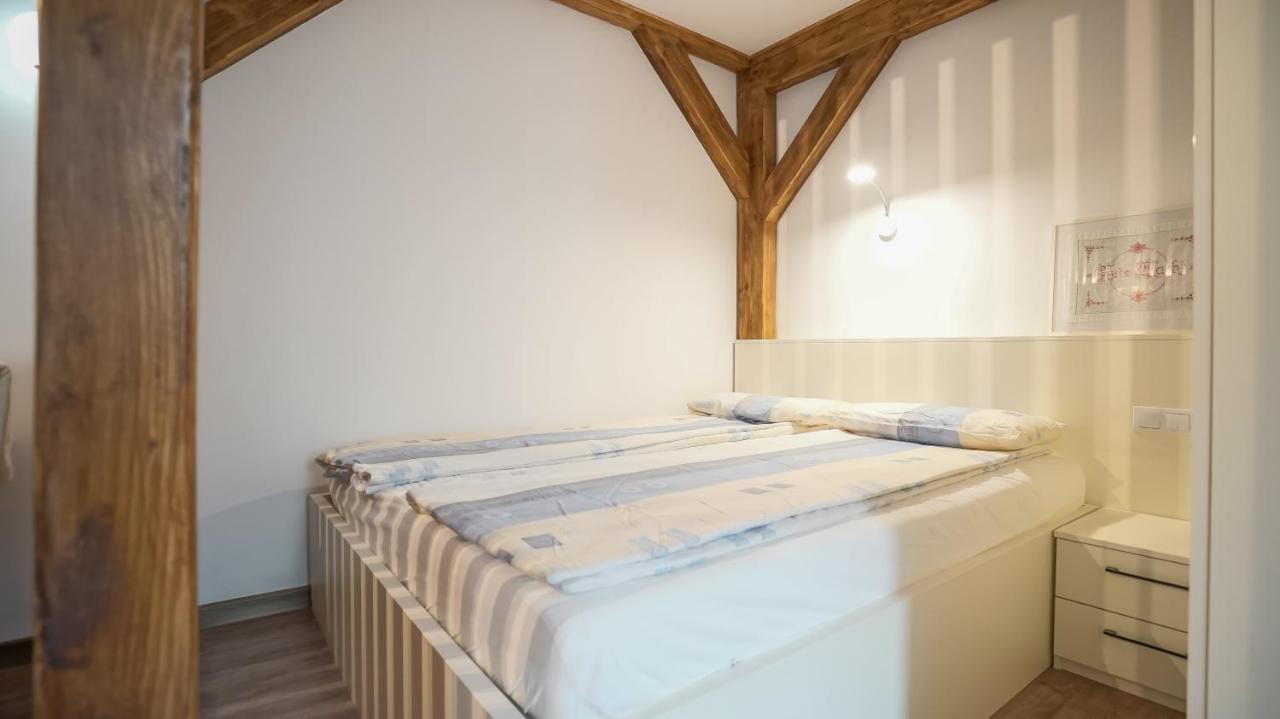 Oldtown Refuge Apartman Brassó Kültér fotó