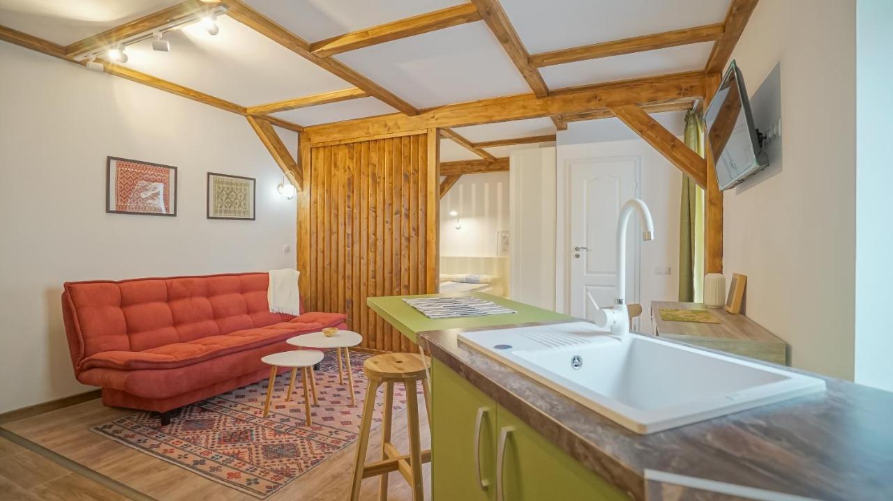 Oldtown Refuge Apartman Brassó Kültér fotó