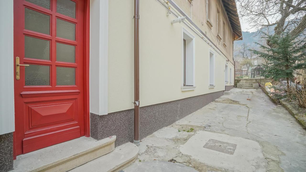 Oldtown Refuge Apartman Brassó Kültér fotó
