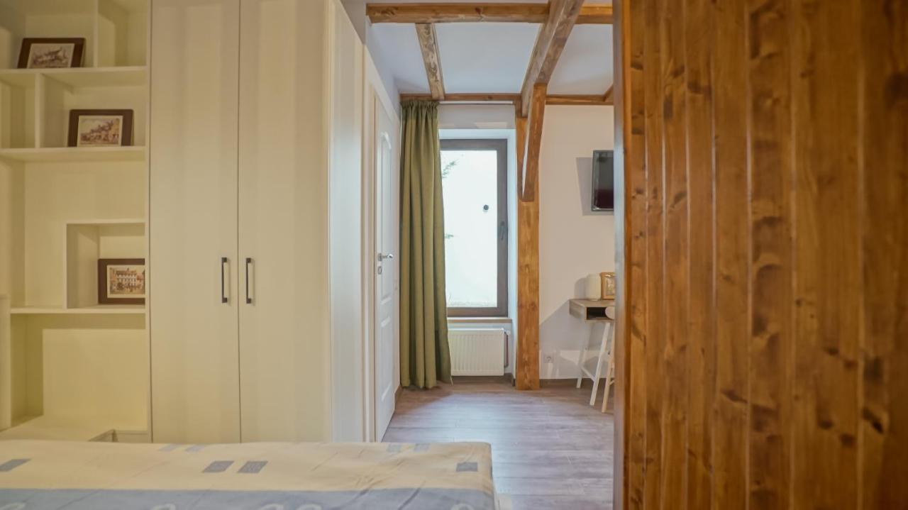 Oldtown Refuge Apartman Brassó Kültér fotó